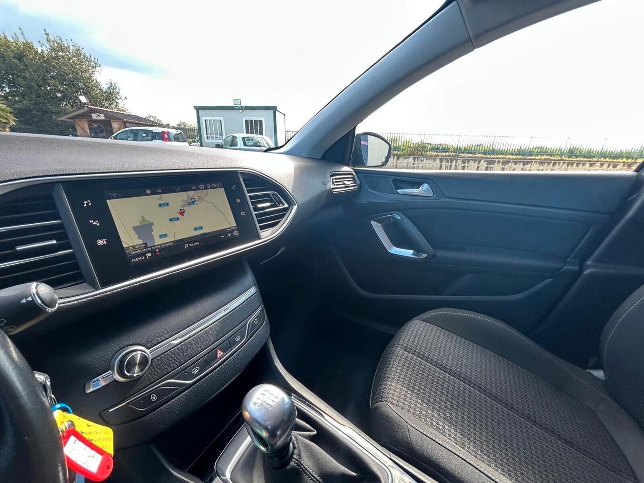 Peugeot 308 BlueHDi 130 S&S SW Business