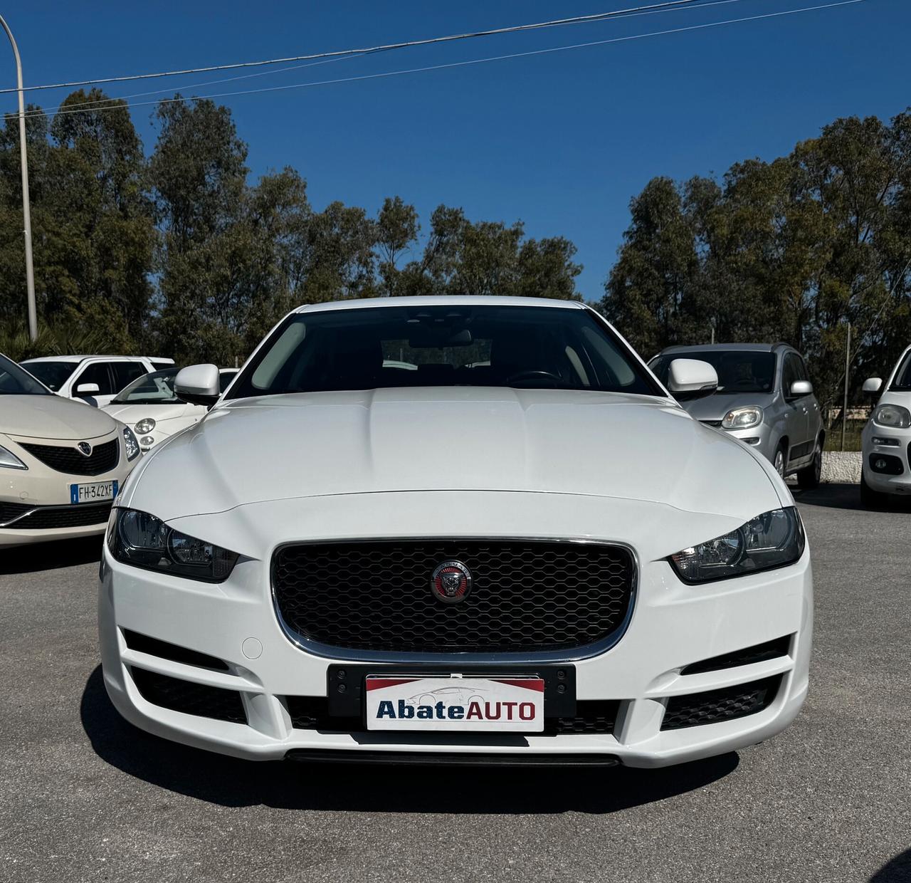 Jaguar XE 2.0 D Turbo Prestige