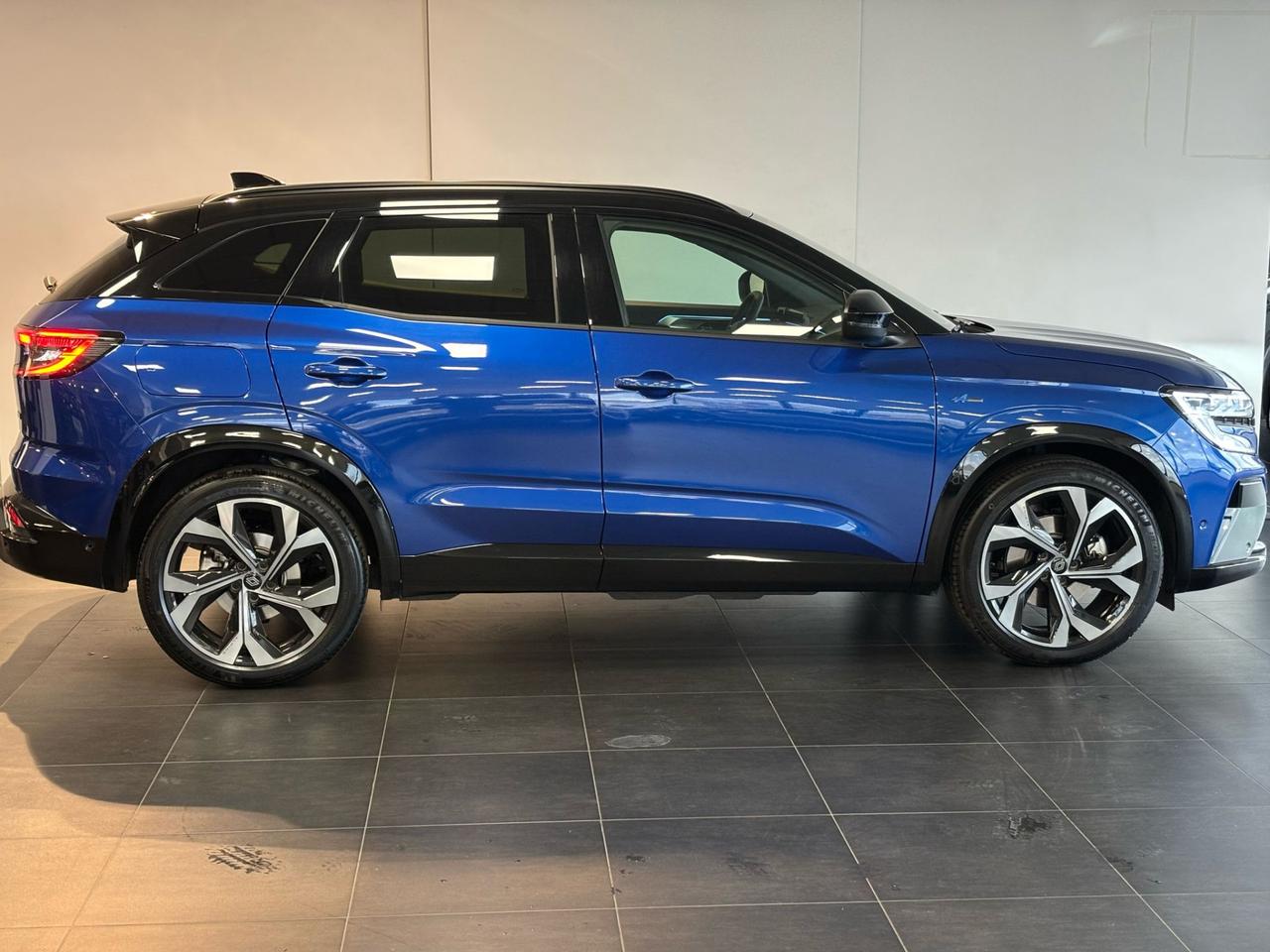 RENAULT Austral - Austral 1.2 E-Tech full hybrid Techno Esprit Alpine 200cv auto