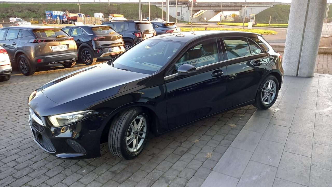 Mercedes-benz A 180 d Automatic Business Extra