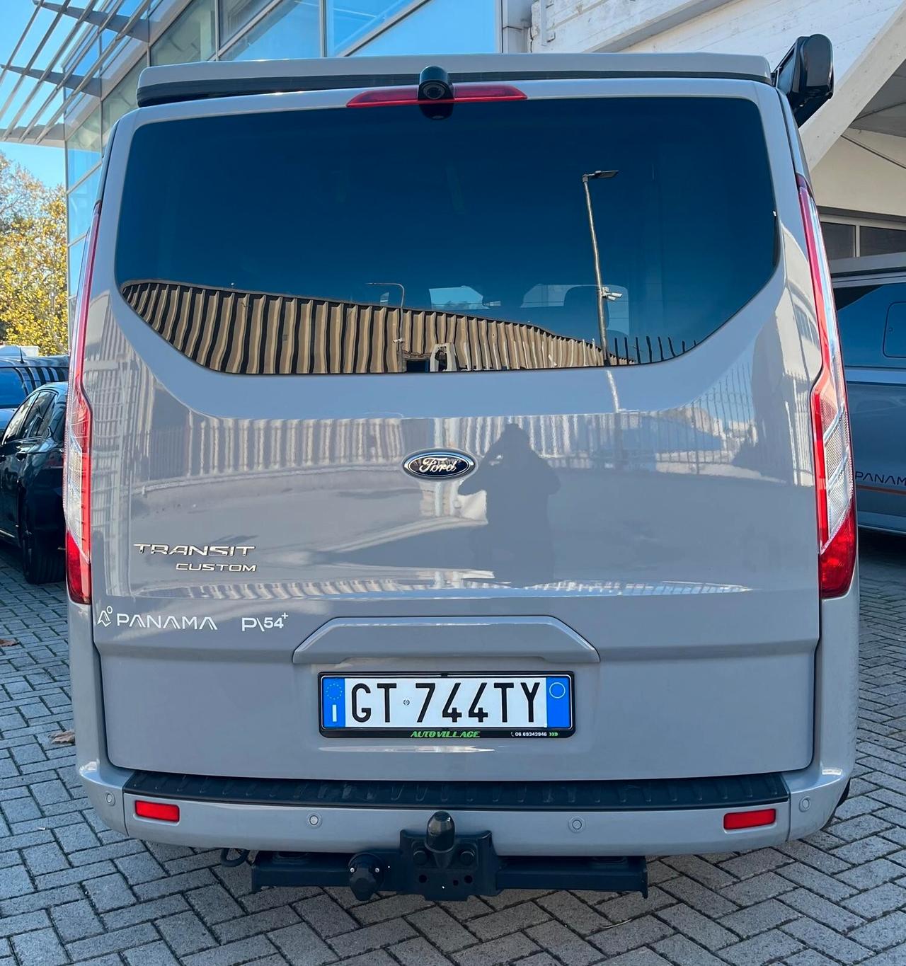 Ford PANAMA P 54