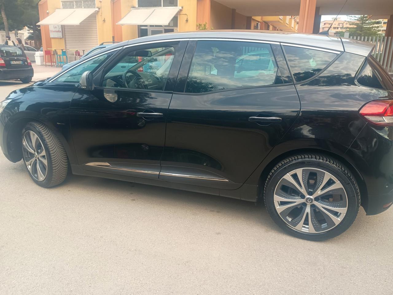 Renault Scenic 1.5 dCi 110 CV Energy Intens GANCIO TRAINO
