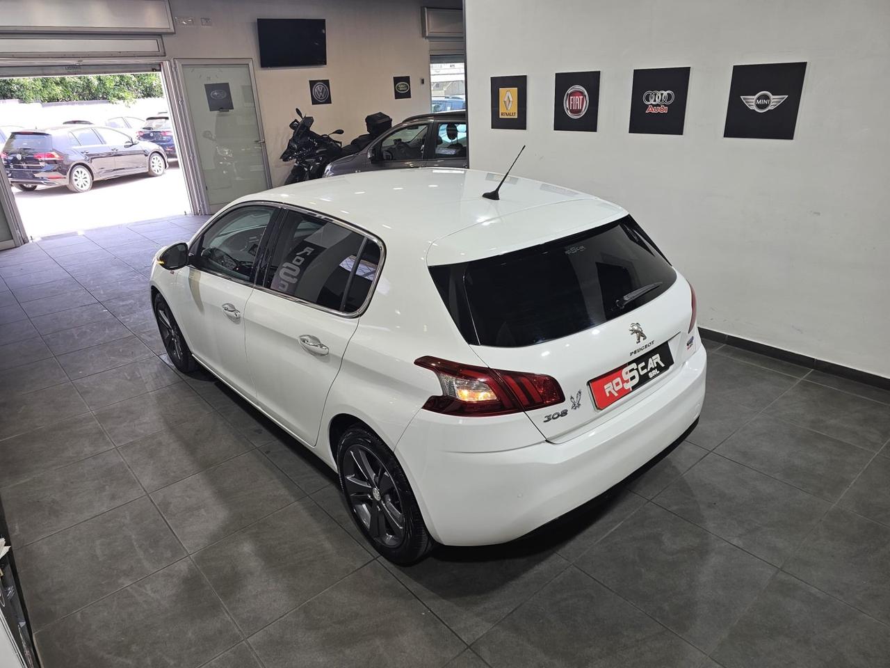 Peugeot 308 BlueHDi 120 S&S Allure