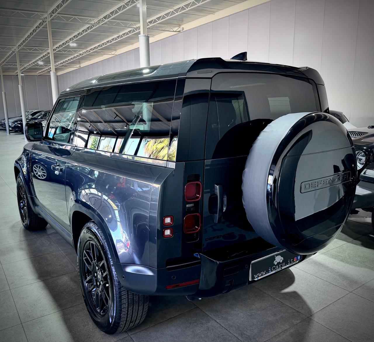 Land Rover Defender 90 3.0D I6 200 CV AWD Auto X-Dynamic SE