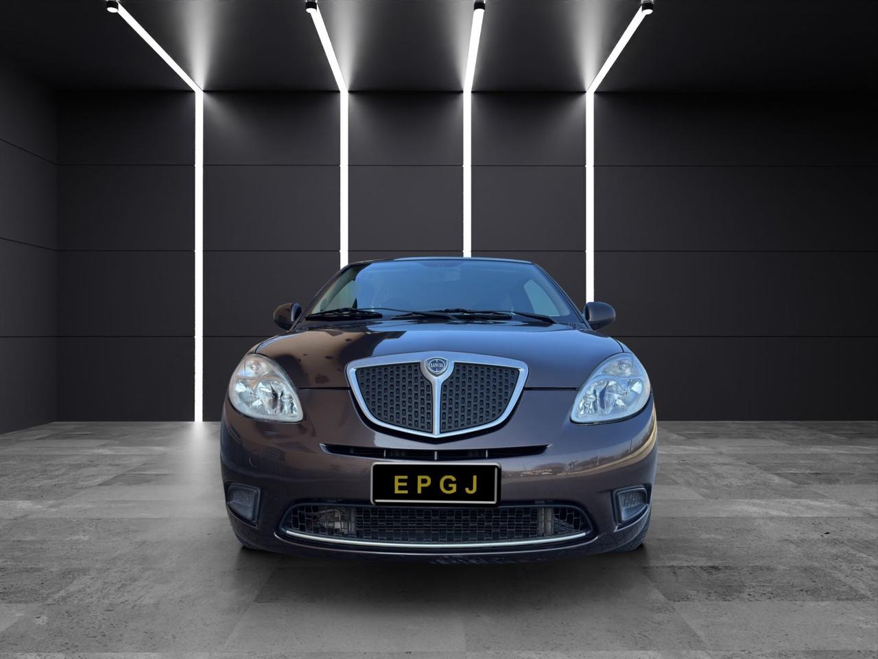 Lancia Ypsilon 1.2 Versus