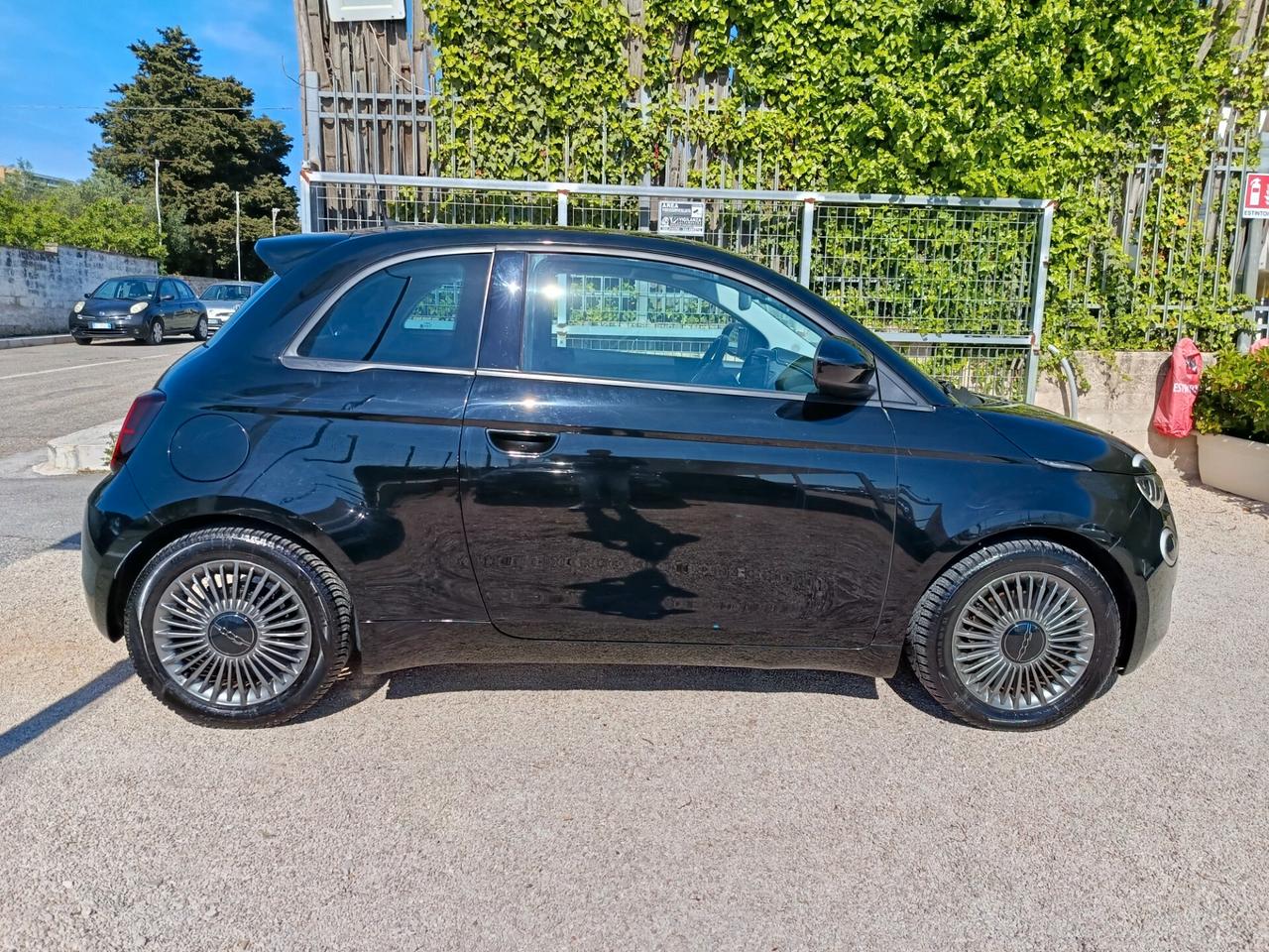 Fiat 500 500e Berlina 42 kWh Passion