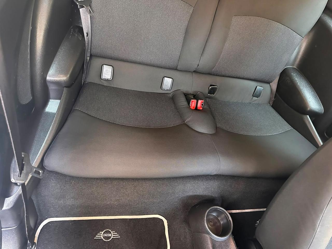 Mini 1.4 16V One Chili