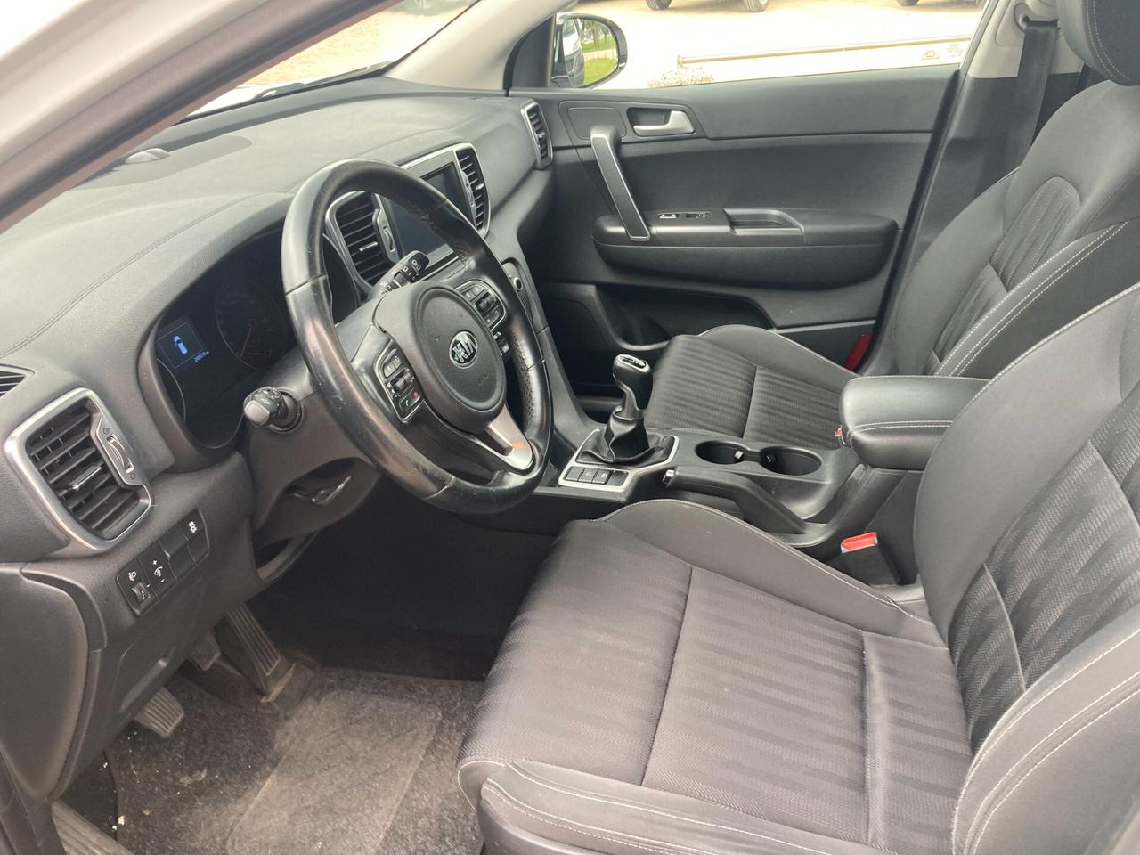 Kia Sportage 1.7 crdi 2wd EURO6B **NEOPATENTATI **