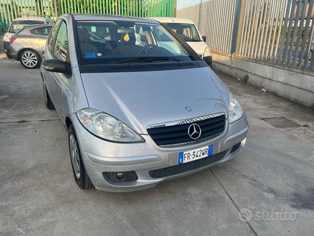 MERCEDES-BENZ A 180 CDI Elegance