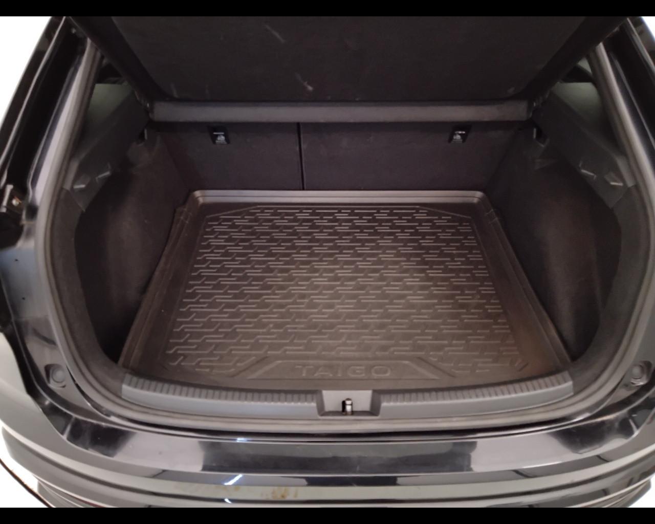 VOLKSWAGEN Taigo - Taigo 1.0 tsi R-Line 110cv