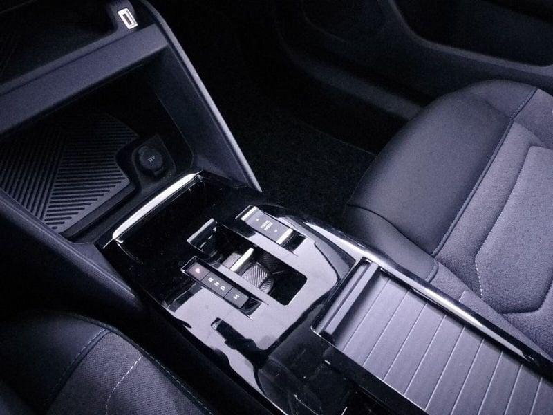 Citroën C4 1.2 puretech Plus s&s 130cv eat8