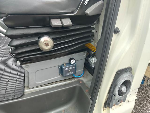 IVECO Daily 2.3 CARROATTREZZI ( SOSP.ARIA )