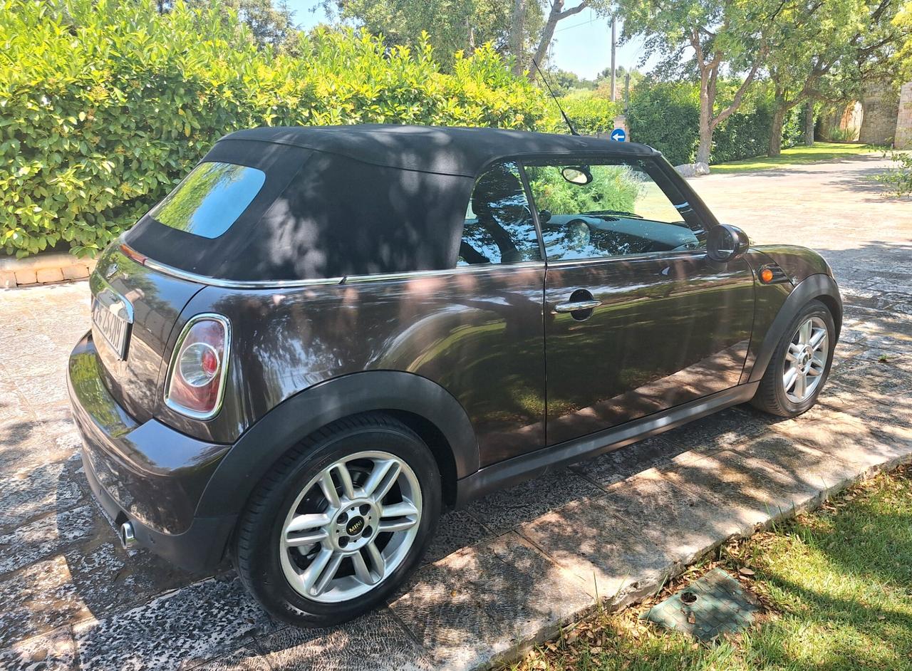 Mini Mini 1.6 16V Cooper D Cabrio