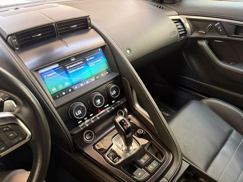 Jaguar F-Type 2.0 i4 300cv auto Chequered Flag