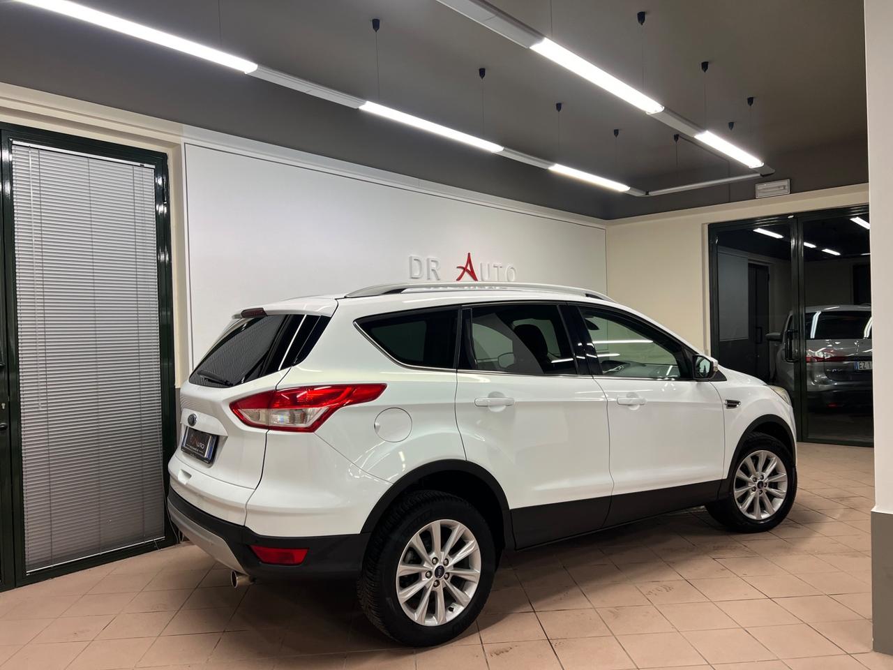 Ford Kuga 2.0 TDCI 150 CV S&S 4WD Titanium