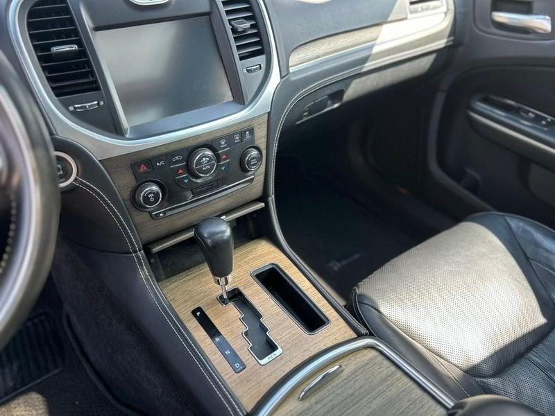 Lancia Thema 3.0 V6 Mijet II 190cv Platinum E5(AT 5m)