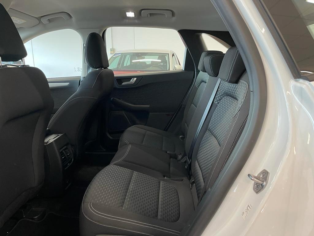 Ford Kuga CONNECT 2.5 Full Hybrid CVT 2WD 29000 KM