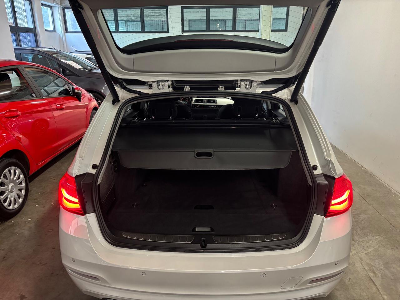 Bmw 320d xDrive Luxury |BIANCO PERLA AUTOMATICA |