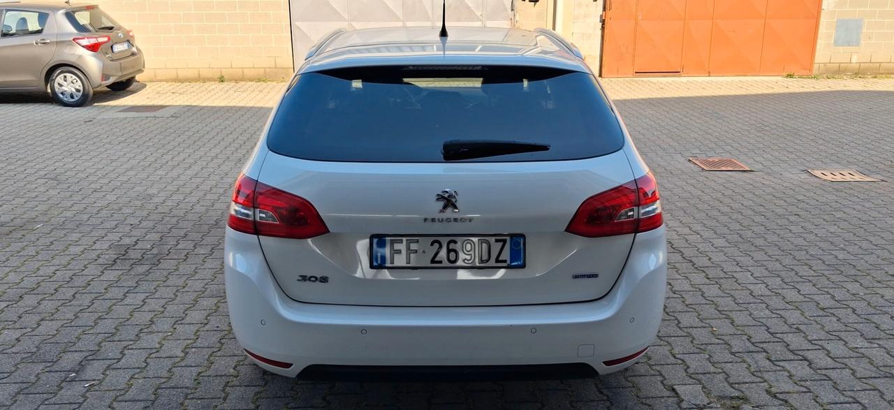 Peugeot 308 BlueHDi 120 S&S SW Allure