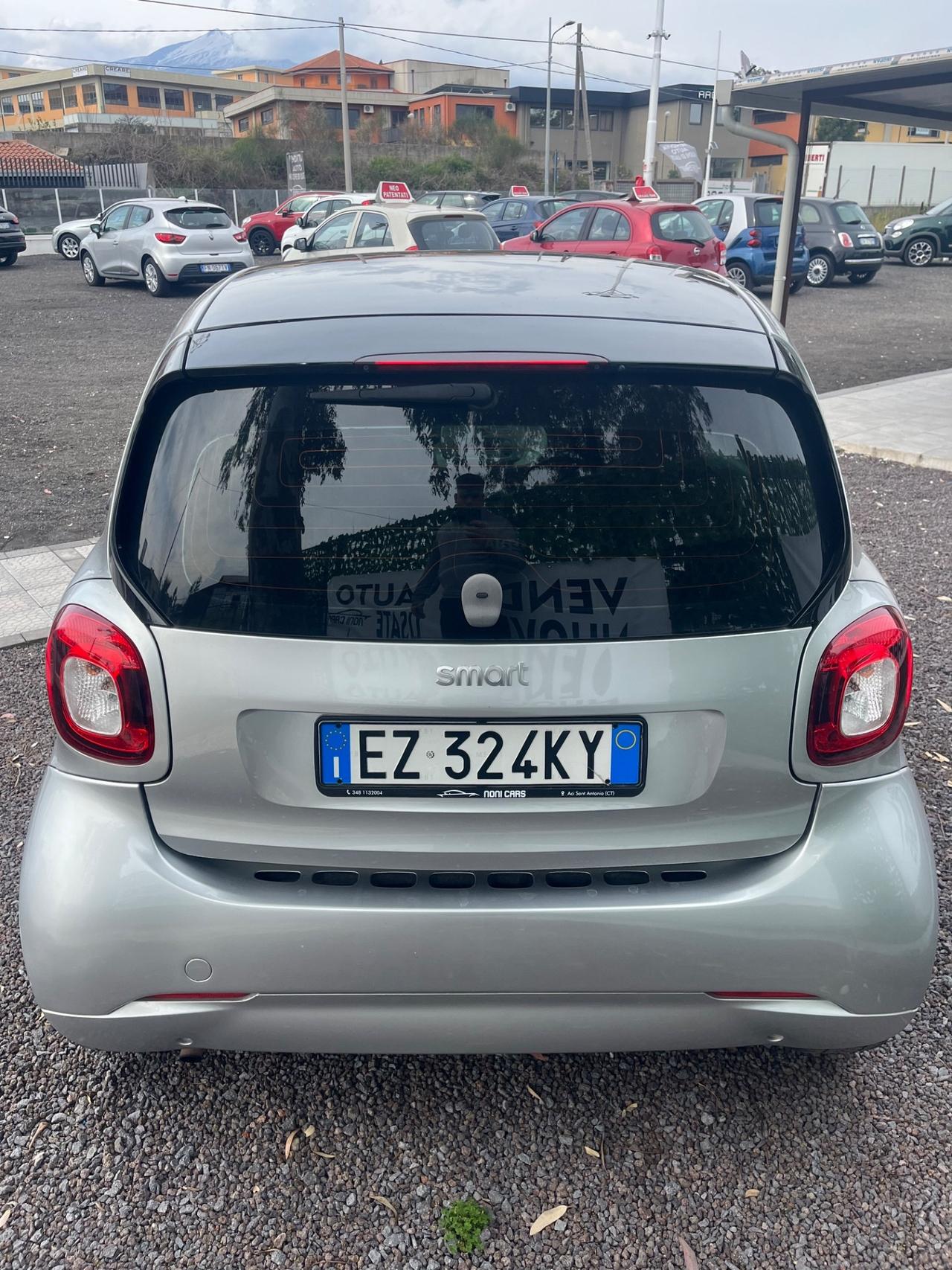 Smart ForTwo 1000 62 kW coupé passion