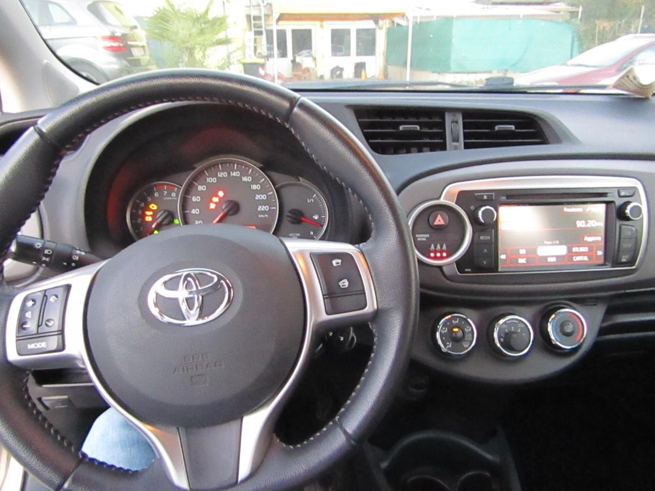 Toyota Yaris 1.0 5 porte uniproprietaria