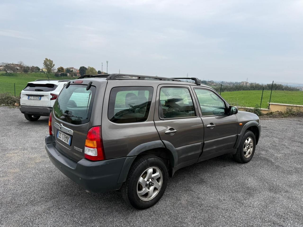 Mazda Tribute 2.0i 16V cat