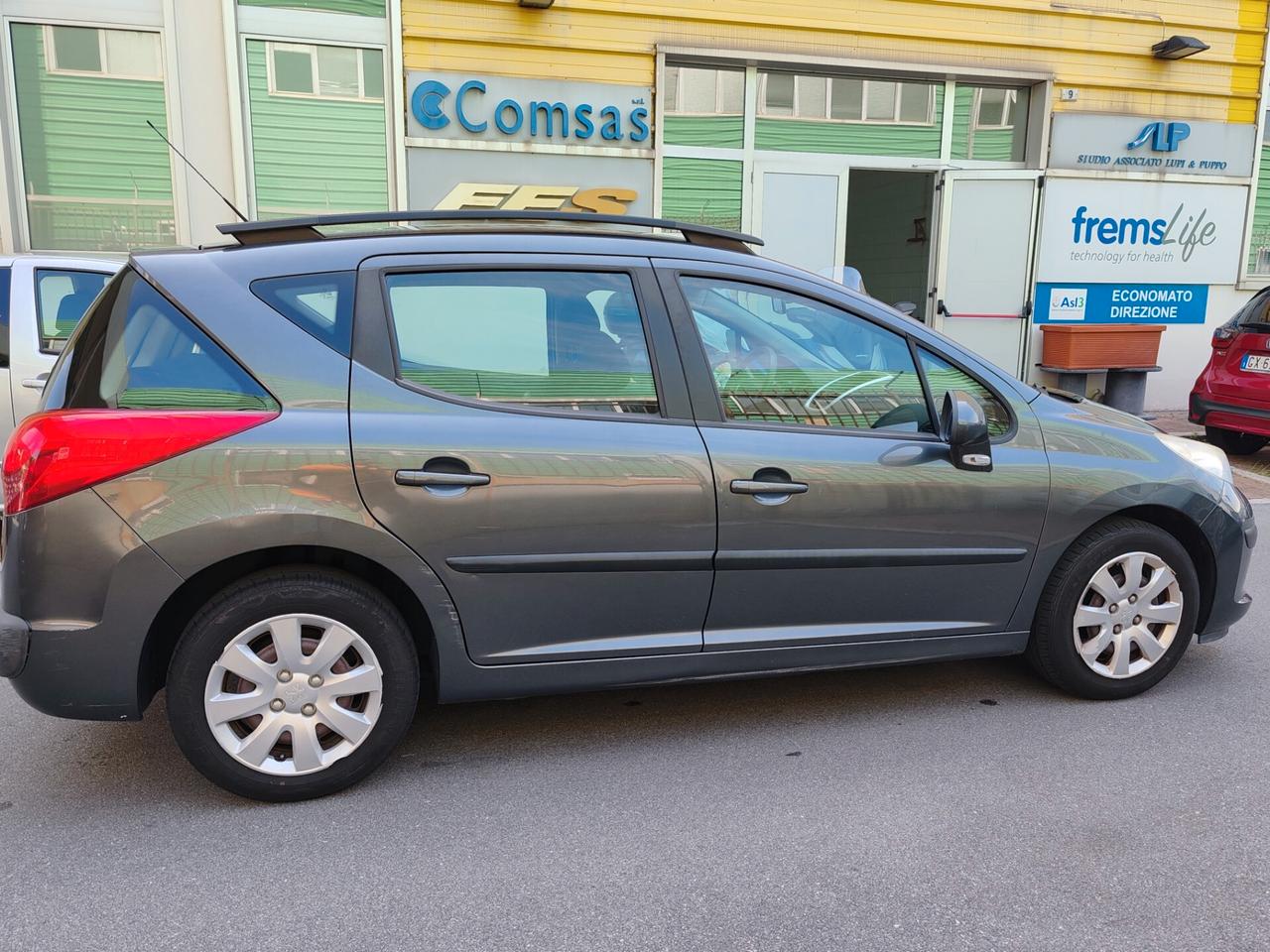 Peugeot 207 1.4 ok neopatentati km 72.000