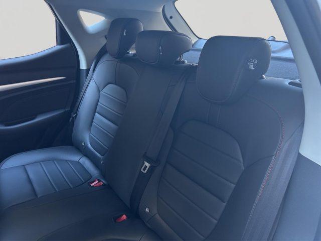 MG ZS Classic 1.5 VTi-tech Luxury PROMO CAR SERNITY