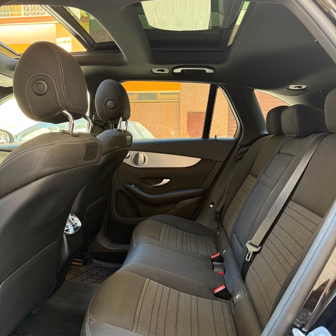 Mercedes GLC 220d 4Matic Sport **FULL**