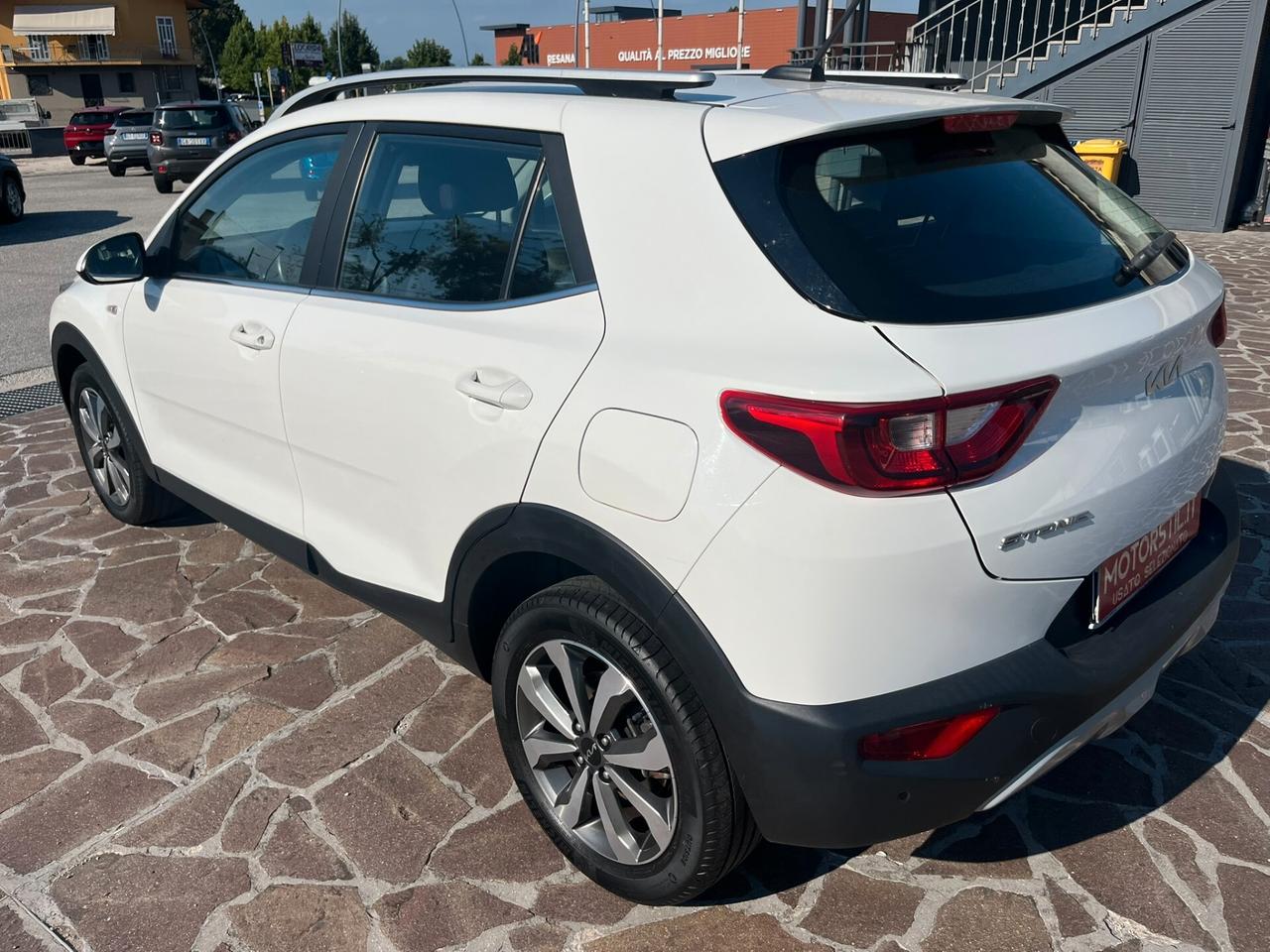 Kia Stonic 1.0 T-GDi 120 CV MHEV DCT Style Neopatentati