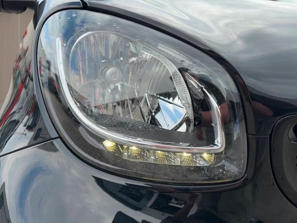 Smart ForTwo 70 1.0 twinamic 59.000 KM TAGLIANDI