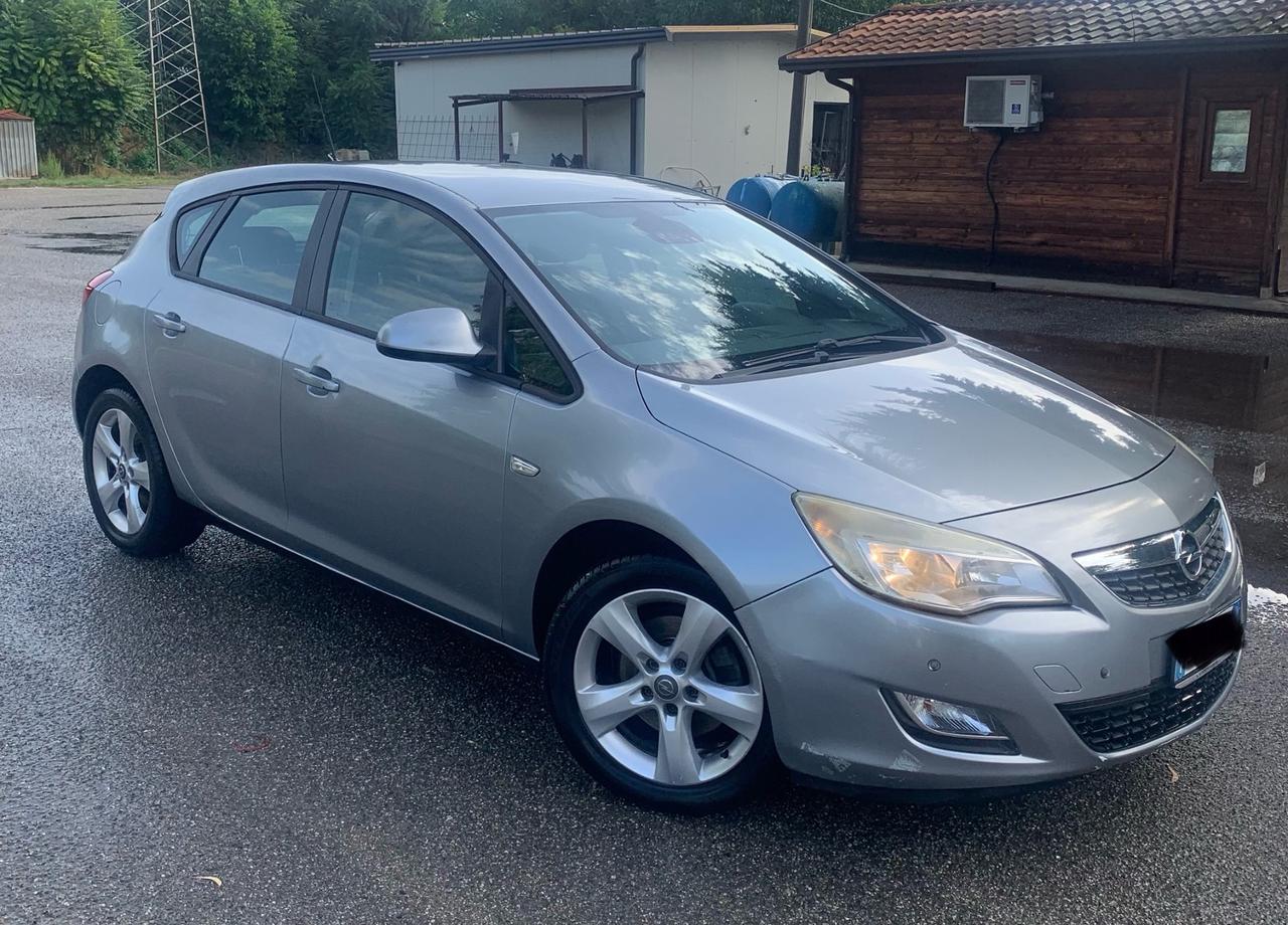 Opel Astra 1.7 CDTI 110CV 5p Cosmo 120000km