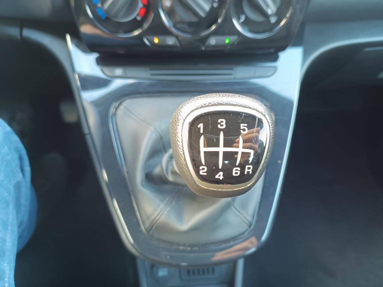 LANCIA Ypsilon 1.0 FireFly 5 porte S&S Hybrid Silver