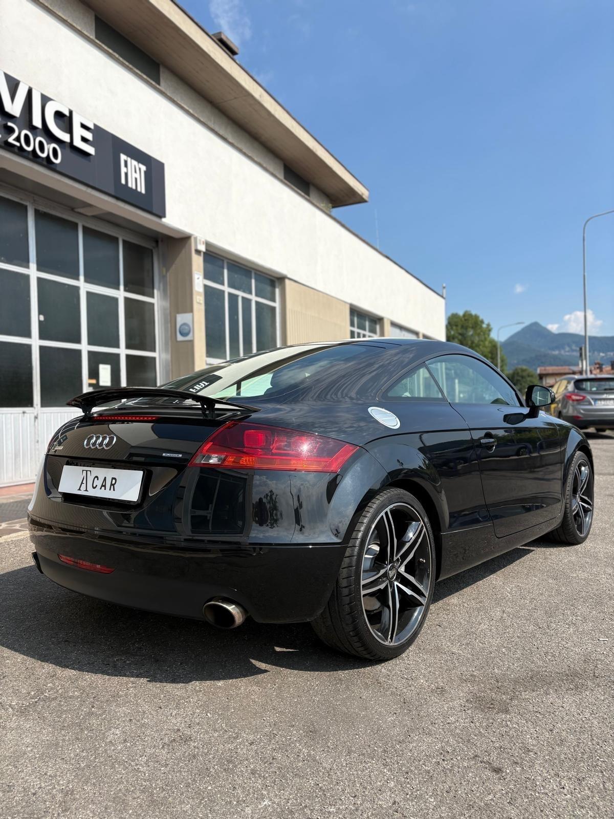 Audi TT Coupé 3.2 V6 quattro