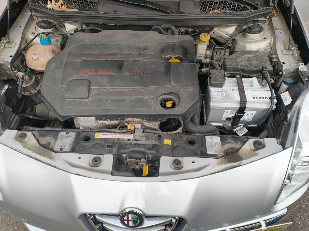 Alfa Romeo Giulietta Giulietta III 2012 - 2.0 jtdm Progression CL 140cv