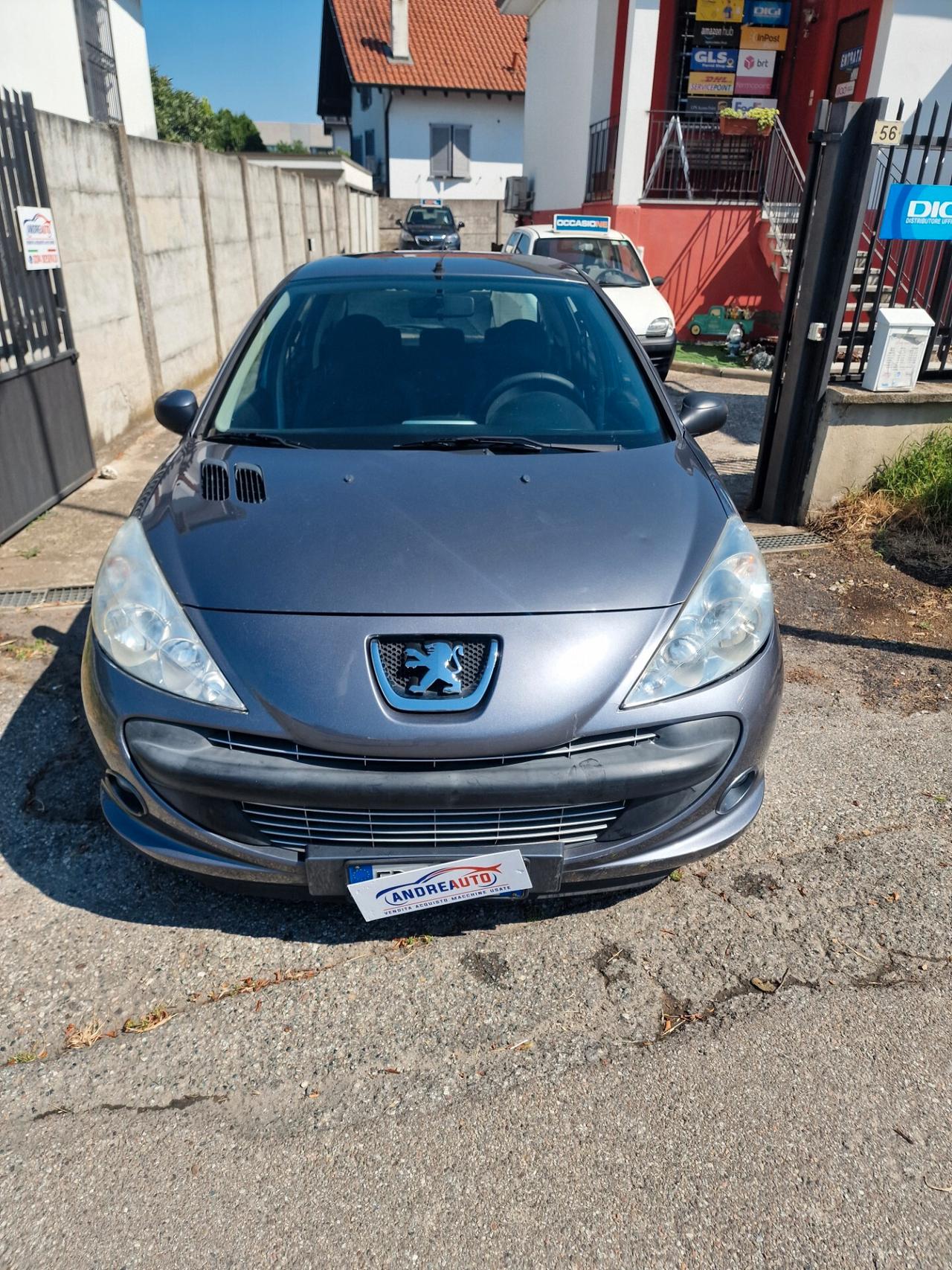 Peugeot 206 Plus 1.1 60CV 5p. distribuzione ok.