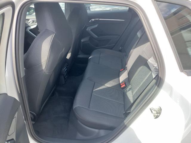 AUDI A3 allstreet TFSI 110 kW S tronic Identity Contrast