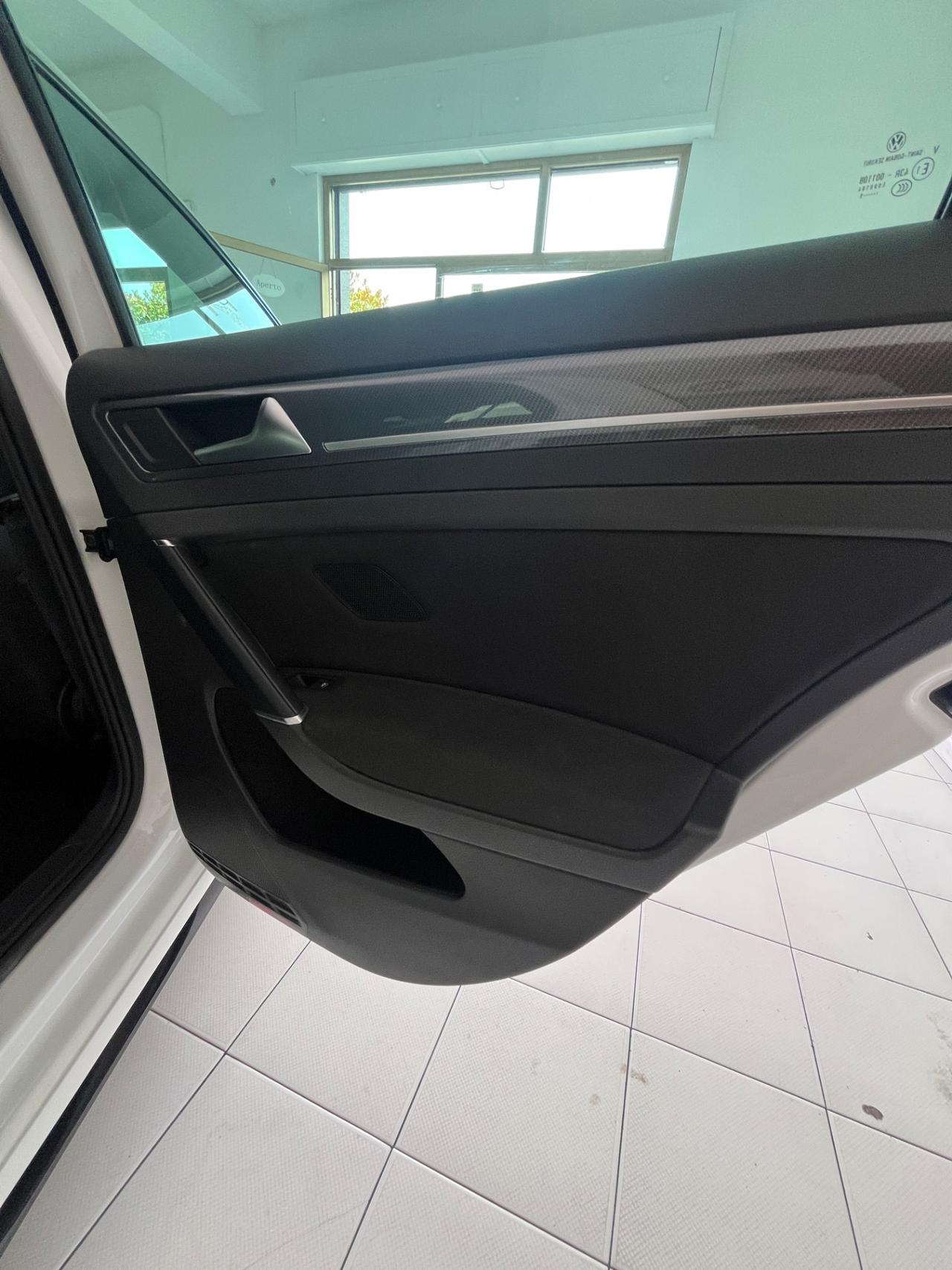 Volkswagen Golf 1.6 TDI 115 CV 3p. Sport BlueMotion Technology