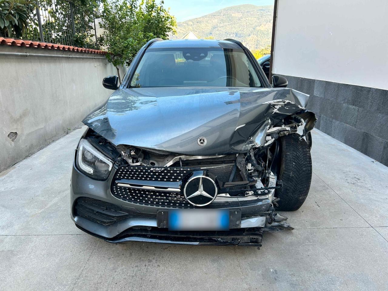 Mercedes GLC 200d 4Matic - 2021 Incidentata