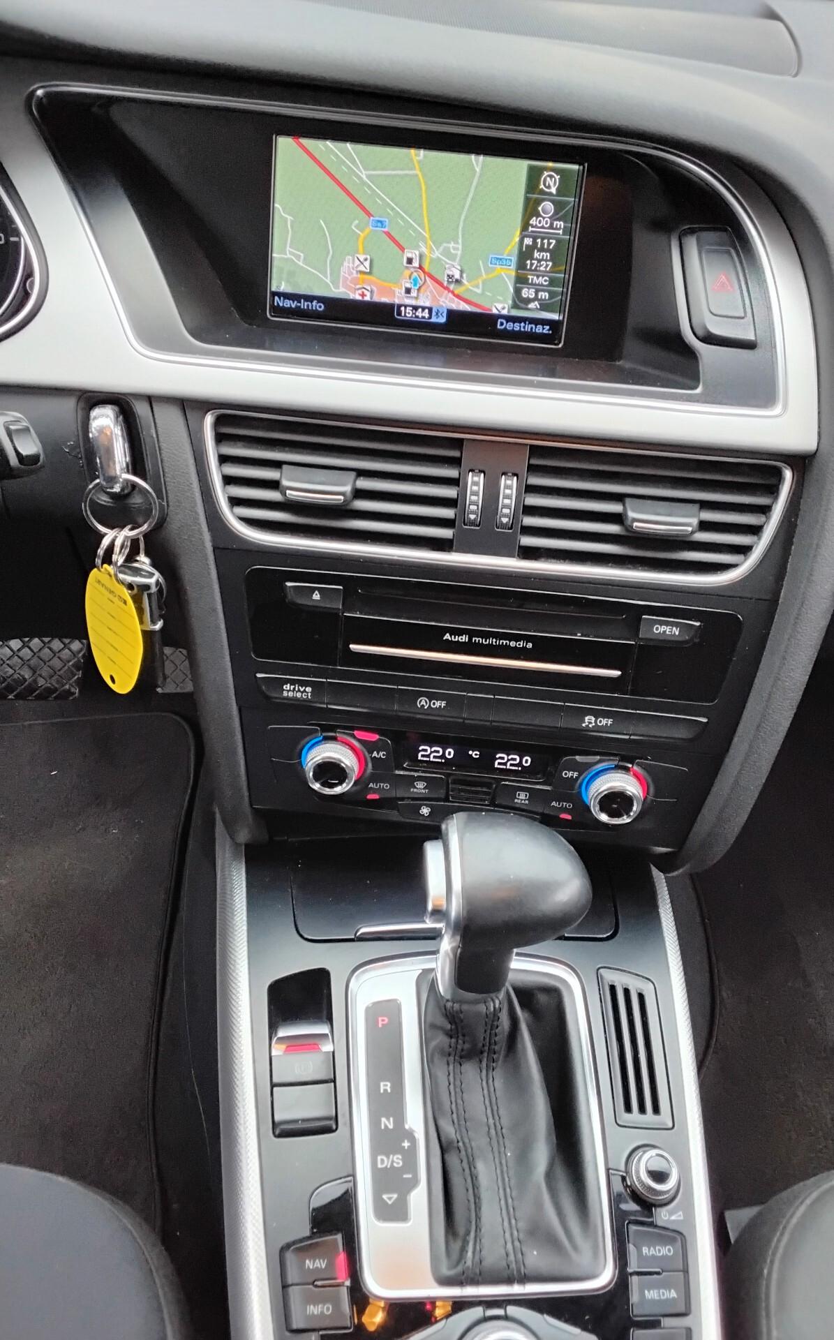 Audi A4 Avant 2.0 TDI 150 CV multitronic SLine