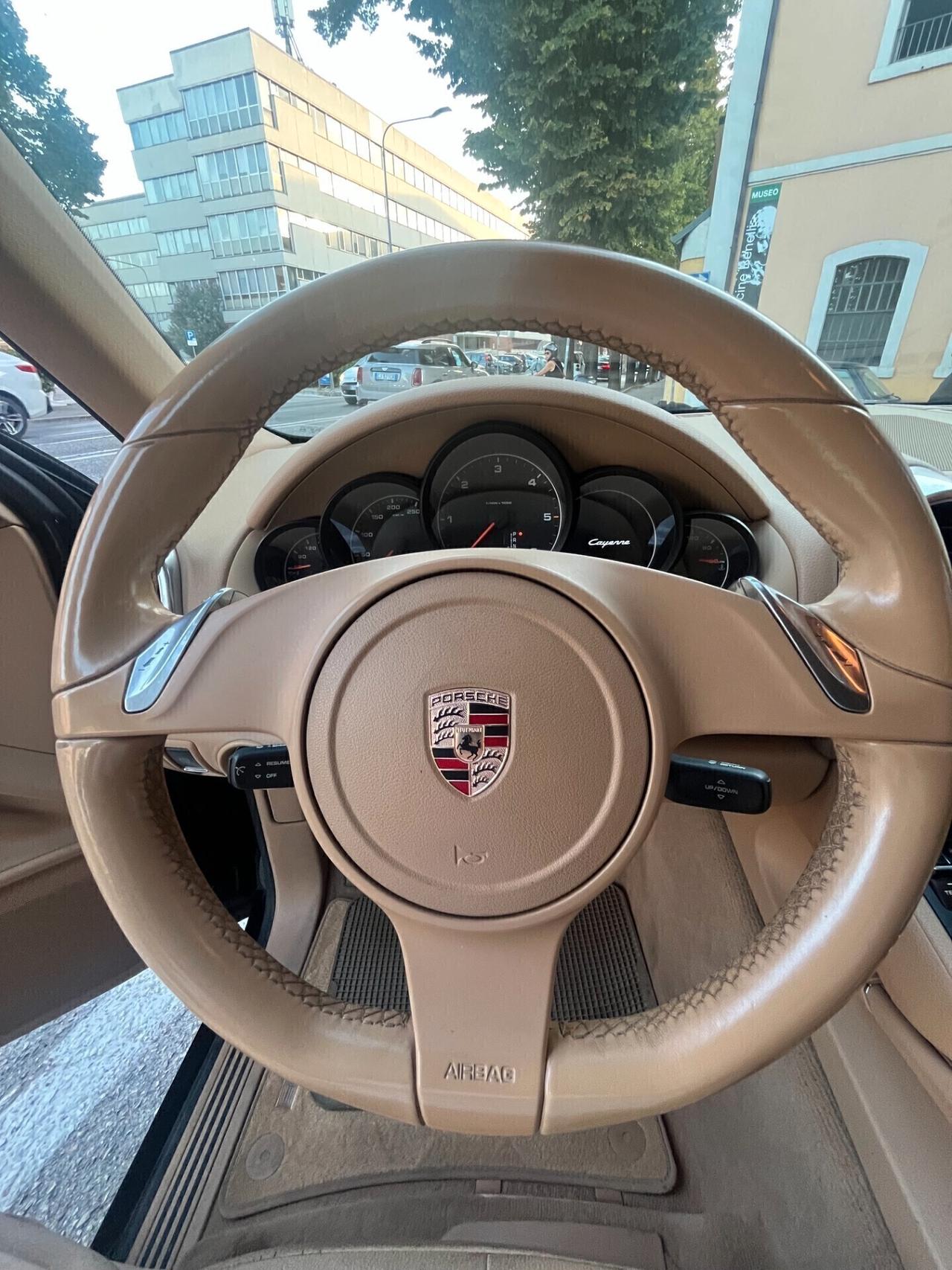 PORSCHE CAYENNE 3.0 V6 TDI 245CV TIPTRONIC PELLE TOTALE
