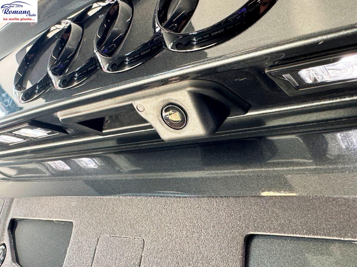 Audi Q3 SPB 35 TDI S tronic Identity Black /PELLE/R20