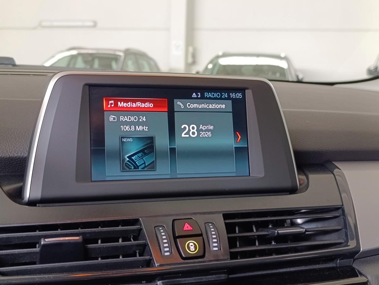 BMW 216 i Active Tourer Advantage