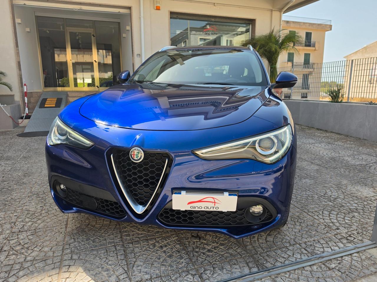 Alfa Romeo Stelvio 2.2 Turbodiesel 160 CV AT8 RWD Super