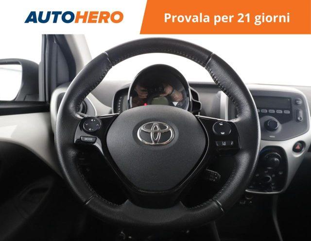 TOYOTA Aygo 1.0 VVT-i 69 CV 5 porte x-cool TSS