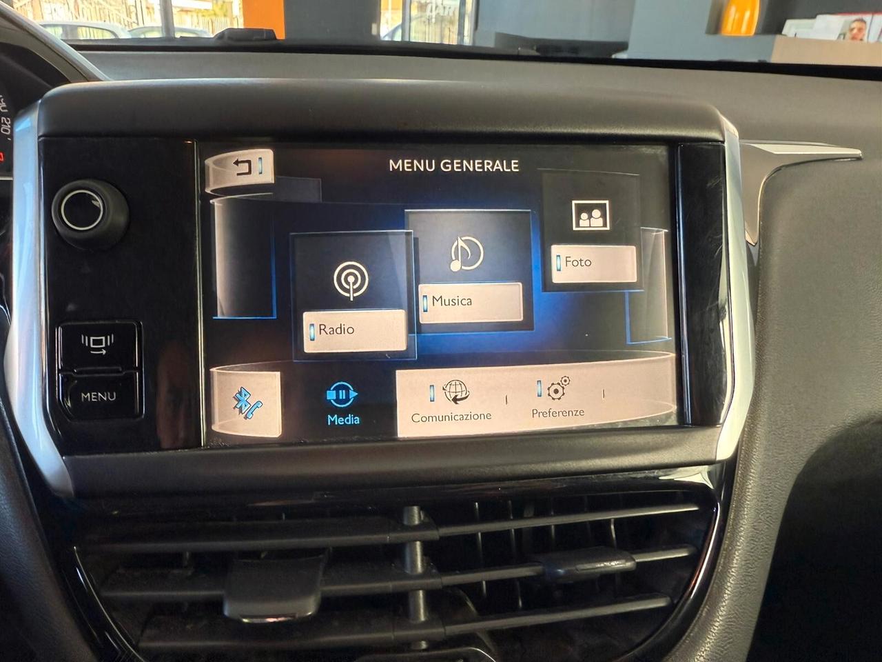 Peugeot 208 1.4 HDi 68 CV 5 porte Allure OTTIMA X NEOPATENTATI