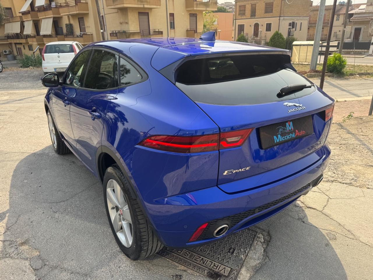JAGUAR E-PACE 20D 180 CV R-DYNAMIC SE AWD FULL