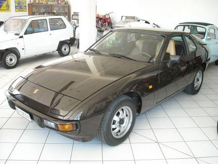 PORSCHE 924/944 924 2.0