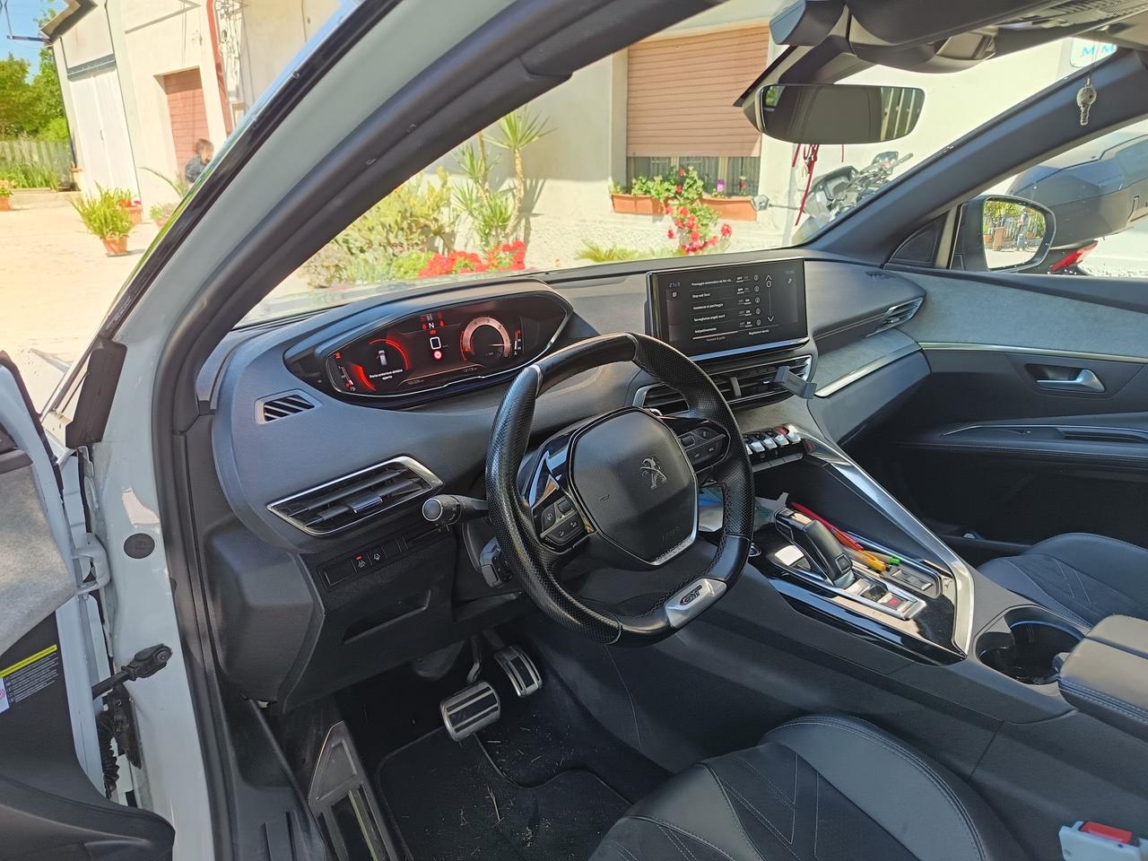 Peugeot 3008 BlueHDi 130 S&S EAT8 GT