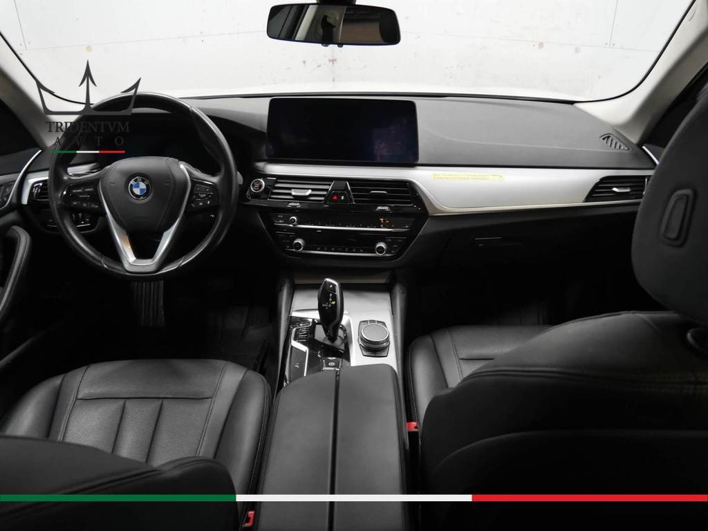 BMW Serie 5 520d Touring mhev 48V Business auto